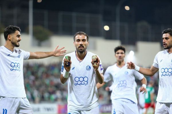 بغل پای مهران، استقلال را از شکست نجات داد