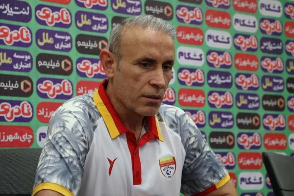  گل‌محمدی  حضور بانوان، انگیزه‌بخش پیروزی فولاد بود