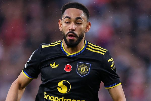  واکنش ستاره جدید منچستریونایتد به مقایسه شدن با کانتونا