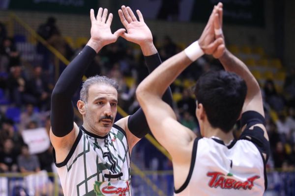  حمزه زرینی  با والیبال، غم درگذشت فرزندم را تحمل کردم