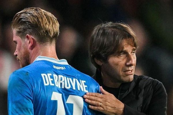 پنج ستاره در فهرست کونته برای خط میانی ناپولی