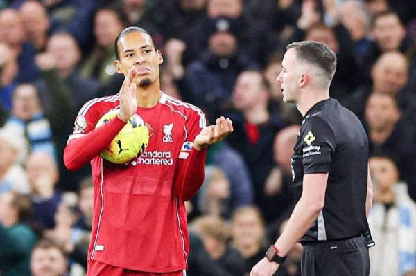  واکنش ویرجیل فن‌دایک پس از شکست مقابل منچسترسیتی