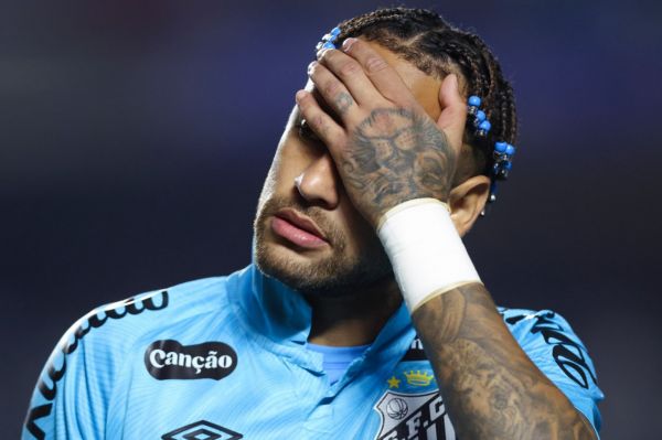  حاشیه جدید نیمار برزیلی در بازی اخیر سانتوس بحران زده