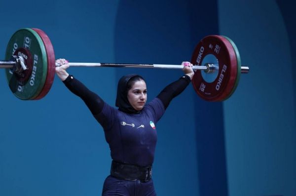 بانوی وزنهبردار ایران به دو نشان برنز در بازیهای کشورهای اسلامی رسید