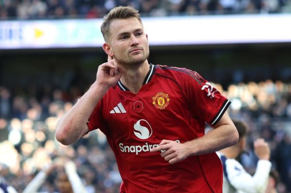  بازگشت ستاره فراموش شده منچستریونایتد به تیم ملی کشورش