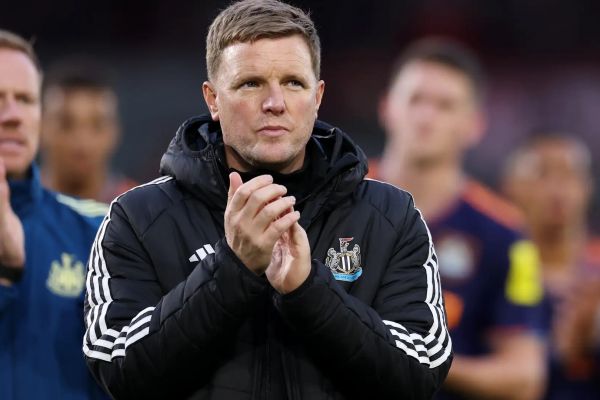 حمایت اسطوره نیوکاسل از سرمربی تحت فشار این تیم