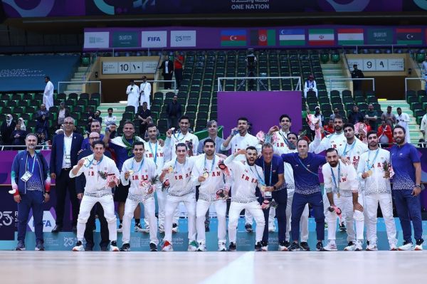 شب طلایی کاروان ایران در ریاض؛ درخشش دختران و قهرمانی فوتسالیستها