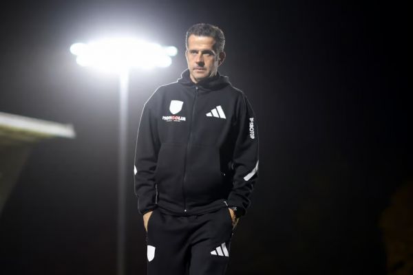  باوجود نتایج ضعیف، فولام خواهان تمدید قرارداد سیلوا است