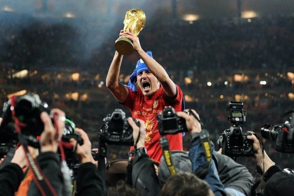  شش سال از پایان کار یک اسطوره در فوتبال گذشت