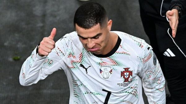  اولین کارت قرمز دوران بازی ملی کریستیانو رونالدو در دیدار برابر ایرلند