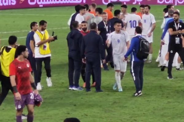  عکس؛ لحظه‌ای که صلاح و کاناوارو با هم خوش و بش کردند