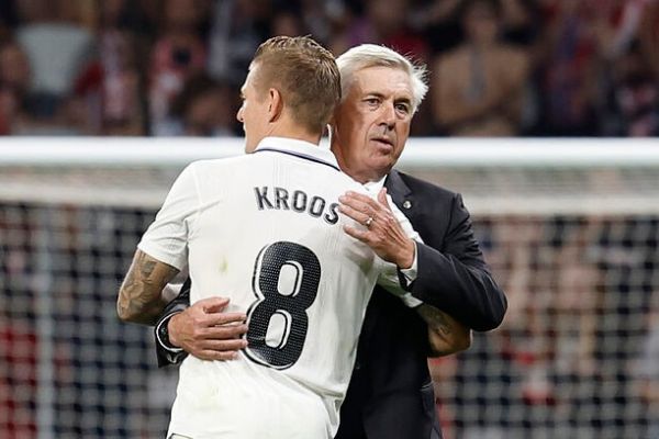 تیم برتر تاریخ فوتبال از نظر تونی کروس