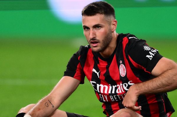 میلان در فکر معاوضه مهاجم خود با ستاره تیم لندنی