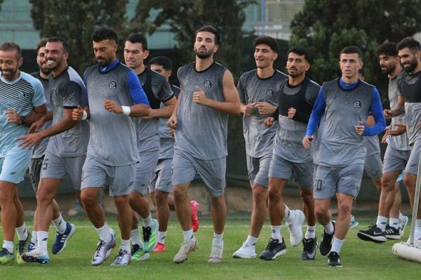 حجازی چرا بازیکن ۱۸۰ میلیاردی در استقلال نیمکتنشین شده است