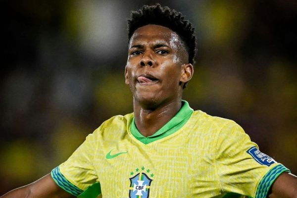 پدیده ۱۸ ساله چلسی به عدد ۱۰ رسید