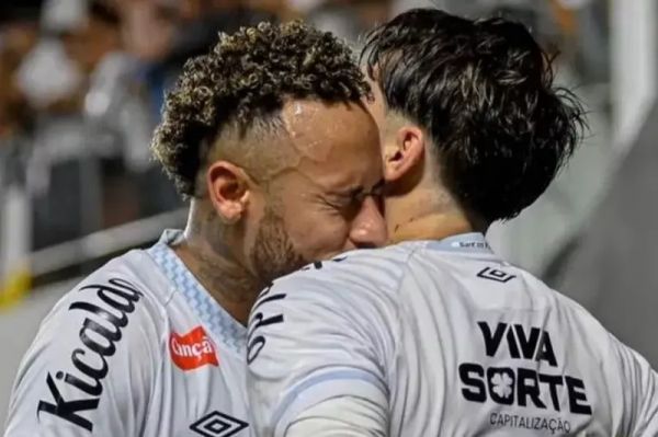  اشک و گریه نیمار پس از برد روحیه‌بخش تیمش