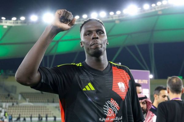  دروازه‌بان سابق چلسی در آستانه تمدید قرارداد با باشگاه عربستانی