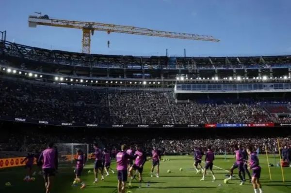  قیمت‌های نجومی برای خرید بلیت ورزشگاه نیوکمپ