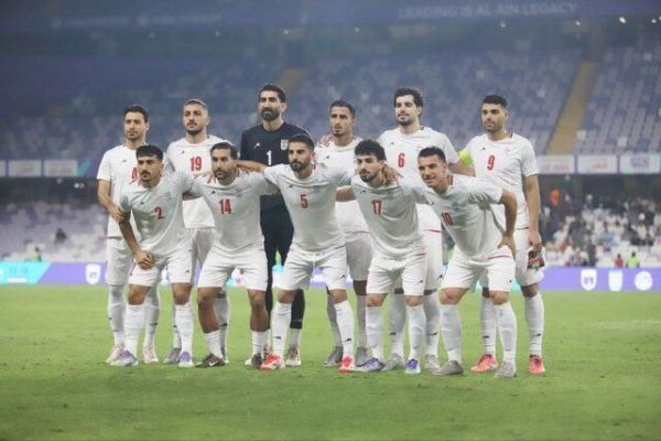 رشیدی نشنیده بودم یک بازیکن پنالتیزنان را عوض کند وقتی ازبکستان ۱۰ نفره شد باید کار را تمام میکردیم