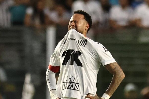 شب عجیب نیمار؛ گلزنی و دادن پنالتی به حریف