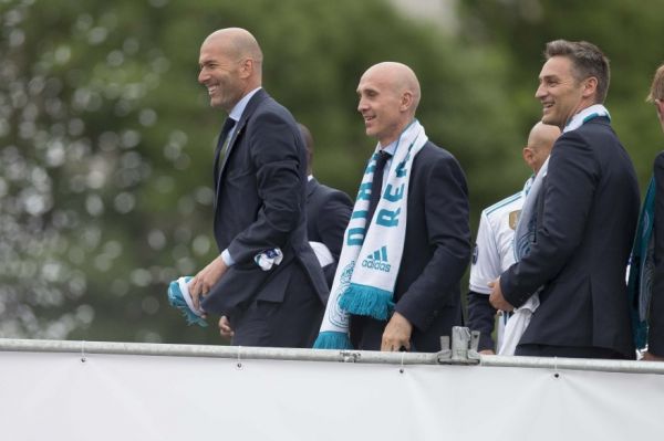 برخورد زیدان با بازیکنان رئال مادرید چطور بود