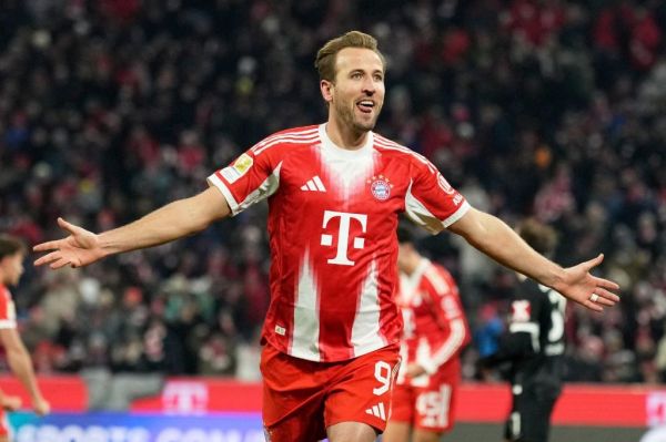 طوفان بایرنمونیخ در آلیانز آرنا مقابل فرایبورگ