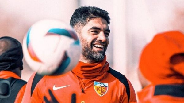 علی کریمی سپاهانی میشود