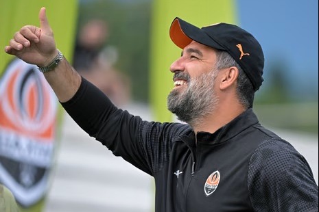  درخشش ستاره سابق بارسلونا در دوران سرمربیگری