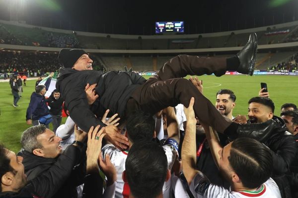 وعدههای سهگانه قلعهنویی با شگفتیسازی، ایران را یک هفته تعطیل میکنیم