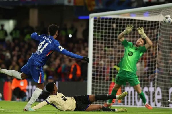  ستاره چلسی پس از گلزنی مقابل بارسلونا  بهترین لحظه عمرم بود