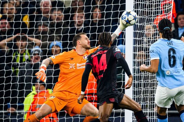  نمایش خیره‌کننده ستاره هلندی مقابل منچسترسیتی در پنج تقابل اخیر