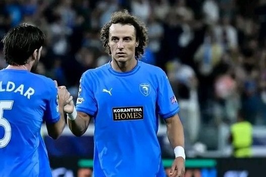 بازیکن ۳۸ سالهای که تاریخ لیگ قهرمانان را تغییر داد