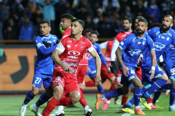  تصمیمات داور دربی در ورزشگاه اعلام می‌شود