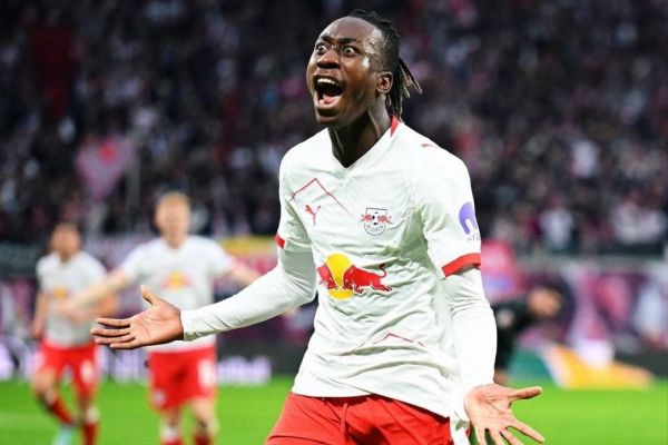  علاقه جدی هانسی فلیک به ستاره ۱۹ ساله‌ لایپزیگ