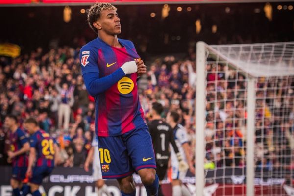  بارسلونا به صدر جدول لالیگا تکیه زد