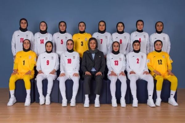  حمایت ملی‌پوشان فوتسال زنان از شهرزاد مظفر