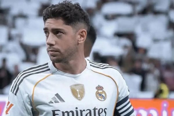 منچستریونایتد در تلاش برای انفجار یک بمب نقل و انتقالاتی