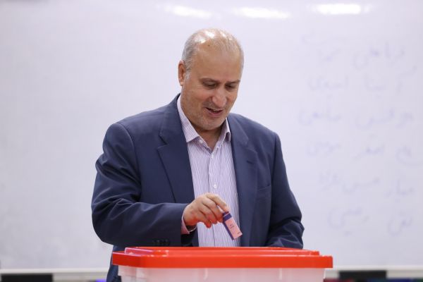  تاج  فوتبال مازندران نیازمند کنسرسیوم حمایتی است