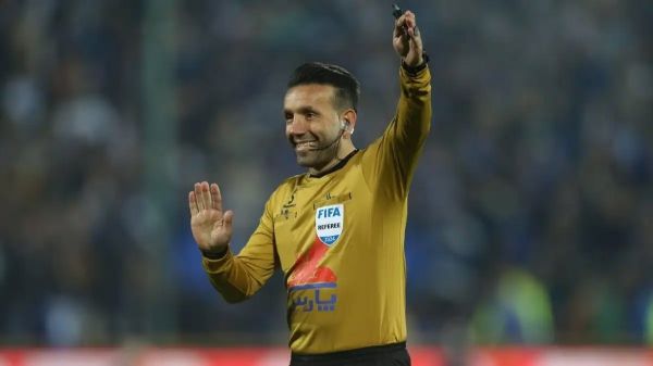 وحید کاظمی داور دربی 106 شد