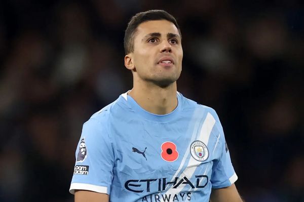  گواردیولا  رودری در حال عذاب کشیدن است