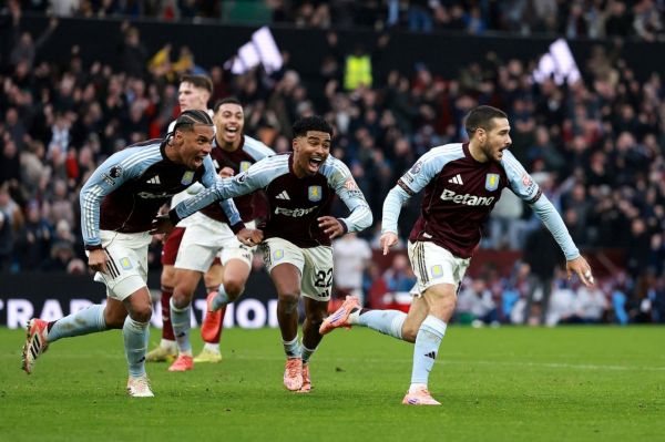  آرسنال در لحظه آخر به استون ویلا باخت