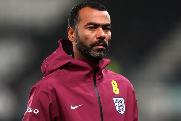 اعتراف اشلی کول در راهنمایی کردن ستارهها مشکل داشتم