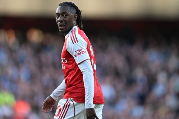  ستاره آرسنال که در باخت مقابل استون ویلا نامرئی بود