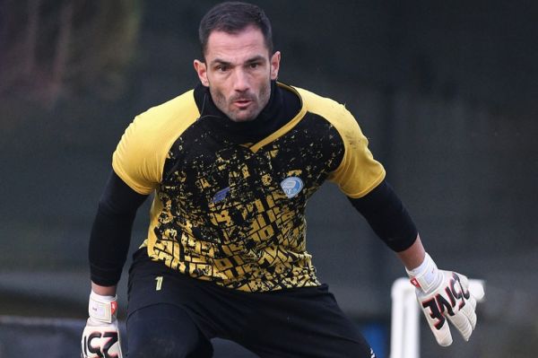  تاجرنیا  آدان از شکایت از رفیعی صرف نظر کرد