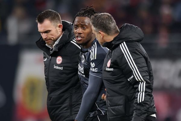 حریف بارسلونا اصلا مهاجم ندارد