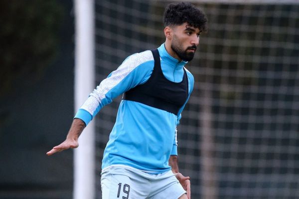 سامان فلاح، سیمخاردار این روزهای استقلال