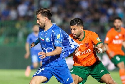 ادعای یک خبرگزاری مهران احمدی بازی مقابل ملوان را از دست داد