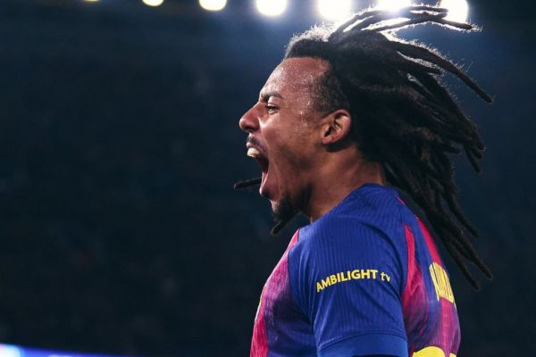  پیروزی میلیمتری بارسلونا در نیوکمپ با کامبک مقابل فرانکفورت