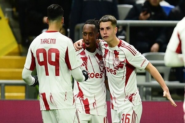 انجام ۴۴ بازی در لیگ قهرمانان؛ رسانه یونانی طارمی بازیکن تاثیرگذار المپیاکوس