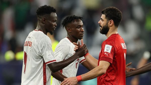 اتفاق عجیب و خندهدار؛ این جدال مغزها را از دست ندهید ویدیو